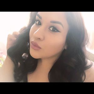 Meet your Posher, Lynette